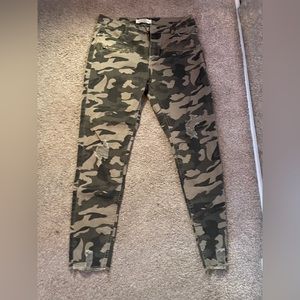 I & M Jeans, I love these jeans but just getting rid of items in my closet.